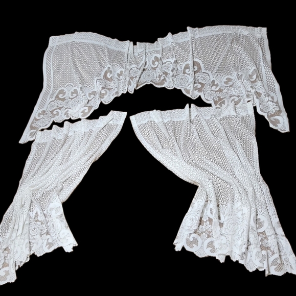 jcpenney Accents Jcpenneys Beautiful Vintage White Lace Panels And Swags Two Sets Poshmark
